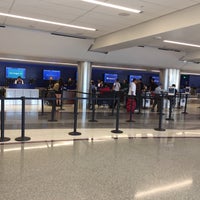 Photo taken at AeroMexico Check-in by Inferno G. on 10/25/2017