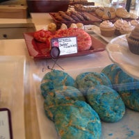 Photo taken at Buttercelli Bakeshop by Katy T. on 11/6/2012