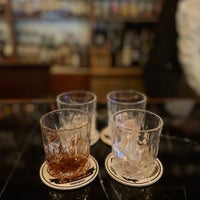 Photo prise au The Exciseman Wine &amp;amp; Whisky Bar par SUPERADRIANME le8/14/2023