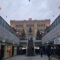 Photo taken at Hannover Hauptbahnhof by Adam B. on 12/15/2023