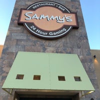 Foto tirada no(a) Sammy&amp;#39;s Restaurant &amp;amp; Bar por Brian W. em 4/28/2018