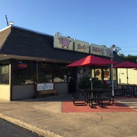 Photo taken at Rusty&amp;#39;s Bar-B-Q by Mike H. on 7/11/2017