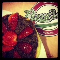 12/5/2012 tarihinde Julia B.ziyaretçi tarafından Pizza Ville'de çekilen fotoğraf