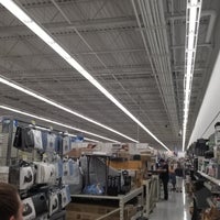 รูปภาพถ่ายที่ Walmart Supercentre โดย Philip C. เมื่อ 9/7/2018