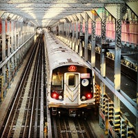 Photo taken at MTA Subway - Williamsburg Bridge (J/M/Z) by Darius A. on 10/24/2013