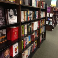 Photo taken at Barnes &amp;amp; Noble by Chris G. on 5/3/2013