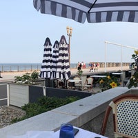 Photo taken at Rooney&amp;#39;s Oceanfront Restaurant by Zhenan on 6/15/2023