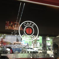 2/2/2013 tarihinde Luis Z.ziyaretçi tarafından Café Teugrano'de çekilen fotoğraf