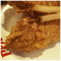 2/17/2013에 Annie P.님이 KFC에서 찍은 사진