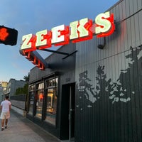 Photo taken at Zeeks Pizza by Lesa M. on 9/6/2021