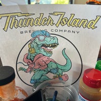 Снимок сделан в Thunder Island Brewing Co. пользователем Lesa M. 6/23/2023