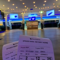 Das Foto wurde bei blue Cinema Corso von Reszy am 12/15/2021 aufgenommen