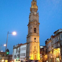 5/4/2013 tarihinde Ekaterina E.ziyaretçi tarafından Torre dos Clérigos'de çekilen fotoğraf