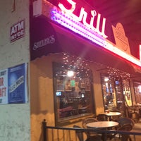 Foto diambil di Shelby&amp;#39;s Bar &amp;amp; Grill oleh Courtney M. pada 11/19/2017
