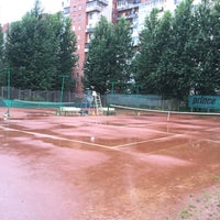 Photo taken at Теннисный клуб «На Ленинском» | Школа тенниса «Триумф» by Andrey on 8/16/2016