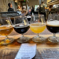 Photo taken at Stone Brewing World Bistro &amp;amp; Gardens - Liberty Station by Ka-boom on 2/3/2023