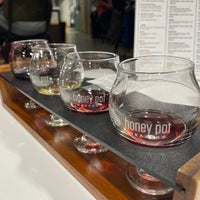 Photo taken at Honey Pot Meadery by Ka-boom on 11/26/2022