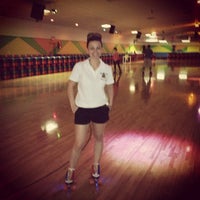 5/12/2013에 Tiffany B.님이 Spinnations Skating Center에서 찍은 사진