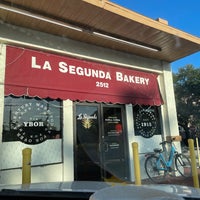 Photo taken at La Segunda Bakery by Jean M. on 9/5/2023