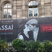 Photo taken at Exposition Brassai : Pour l’amour de Paris by W on 3/24/2014