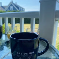 รูปภาพถ่ายที่ Topside Inn โดย Katie K. เมื่อ 7/7/2021