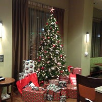 12/21/2012 tarihinde John G.ziyaretçi tarafından Hampton Inn &amp;amp; Suites'de çekilen fotoğraf