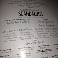 Foto tirada no(a) Scandalous on Broadway por Marc M. em 11/11/2012