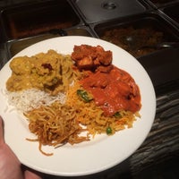 Photo prise au Kama Classical Indian Cuisine par Dan S. le10/8/2016