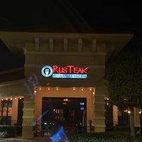 Foto diambil di RusTeak Restaurant And Wine Bar oleh Tanya L. pada 2/16/2022