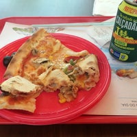 Foto diambil di Mr. Pizza oleh Pavel A. pada 7/3/2014