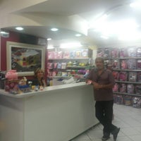 Abduch presentes Clearance