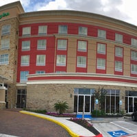 Photo taken at Holiday Inn Houston - Westchase by Qing Y. on 6/17/2018