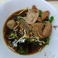 Photo taken at Rote Yiam Beef Noodle by Kevin P. on 12/21/2022