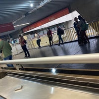 Photo taken at Estação Belém (Metrô) by Marcelo Hsu 許. on 8/5/2022