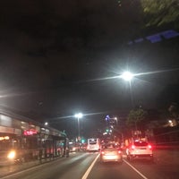 Photo taken at Avenida Nove de Julho by Marcelo Hsu 許. on 8/23/2018