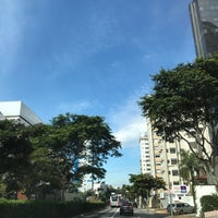 Photo taken at Avenida Nove de Julho by Marcelo Hsu 許. on 2/11/2018