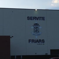 Photo prise au Servite High School par Adam D. le10/23/2012