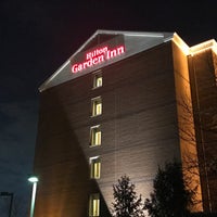 รูปภาพถ่ายที่ Hilton Garden Inn โดย Joshua B. เมื่อ 2/10/2021