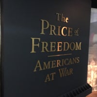 Снимок сделан в Price of Freedom - Americans at War Exhibit пользователем Tom C. 8/2/2016