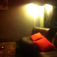Foto tirada no(a) Couch Club por Francesco S. em 10/11/2012