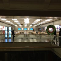Apple Garden State Plaza Electronics Store In Paramus