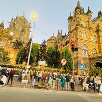 Foto tirada no(a) Chhatrapati Shivaji Maharaj Terminus por Aarti U. em 1/14/2024