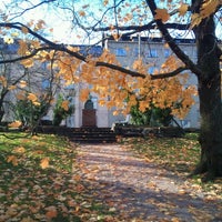 Photo taken at Larin Parasken patsas by Dmitry S. on 10/23/2012