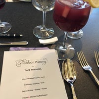 รูปภาพถ่ายที่ Cellardoor Winery At The Vineyard โดย Pam L. เมื่อ 10/19/2017
