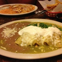 Снимок сделан в Maria&amp;#39;s Mexican Restaurant пользователем Sai 1/5/2013