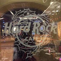 12/22/2018 tarihinde Наталья О.ziyaretçi tarafından Hard Rock Cafe'de çekilen fotoğraf