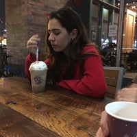 Photo taken at The Coffee Bean &amp;amp; Tea Leaf by Narine on 11/22/2018
