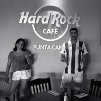 Das Foto wurde bei Hard Rock Cafe Punta Cana von Helder G. am 3/15/2017 aufgenommen
