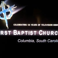 Foto scattata a First Baptist Church da Rita il 9/30/2012