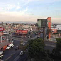 Photo taken at DoubleTree by Hilton by Arturo G. on 1/20/2013